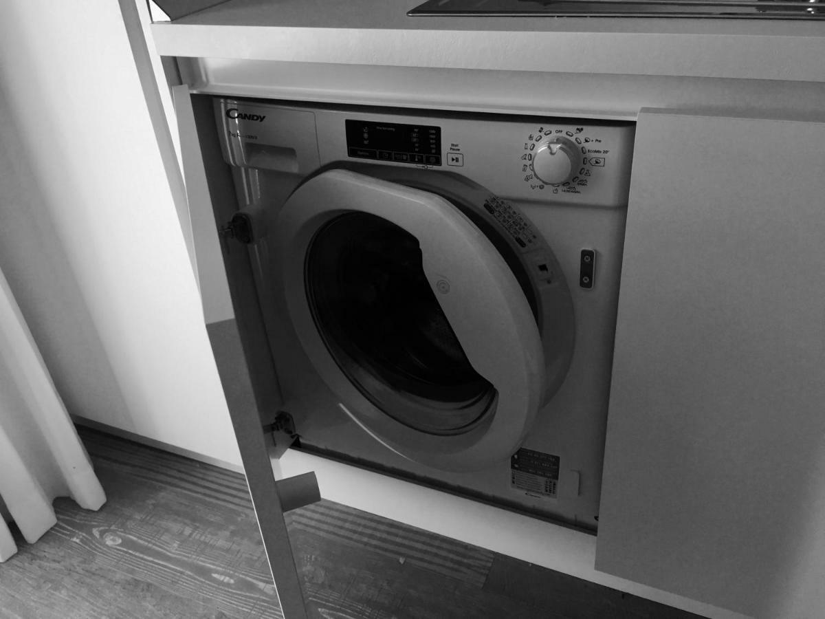Piccolo Moderno Sulla In Centro Apartamento *